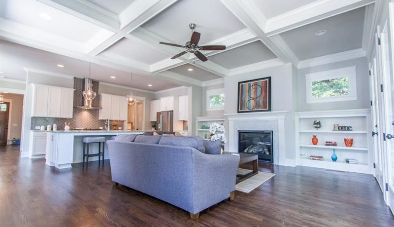 Real Estate - 909 3rd Avenue Decatur
