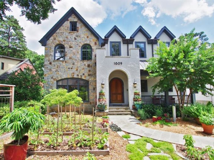 Real Estate - 1609 Johnson Road Atlanta