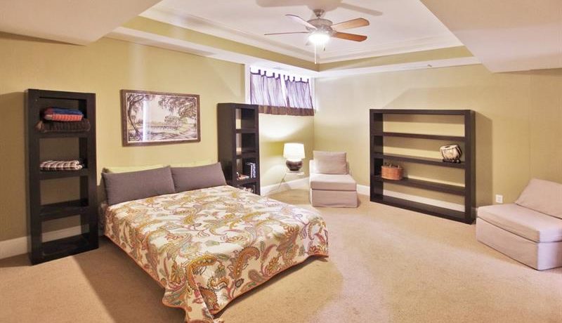 Real Estate - 1609 Johnson Road Atlanta