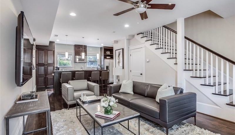 Real Estate - 968 Argonne Avenue Atlanta