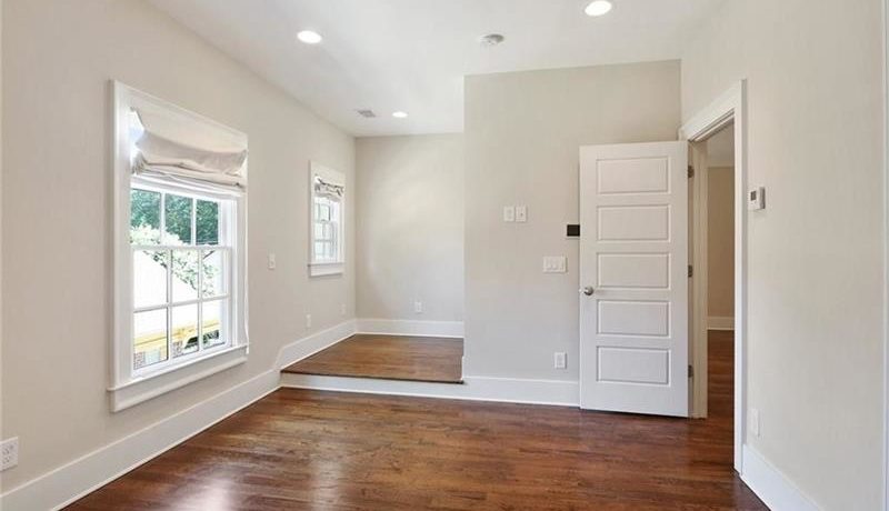Real Estate - 1578 Morningside Drive Atlanta