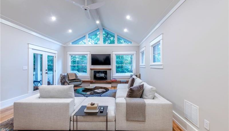 Real Estate - 743 Argonne Avenue Atlanta