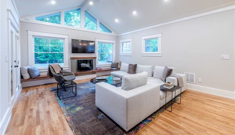 Real Estate - 743 Argonne Avenue Atlanta