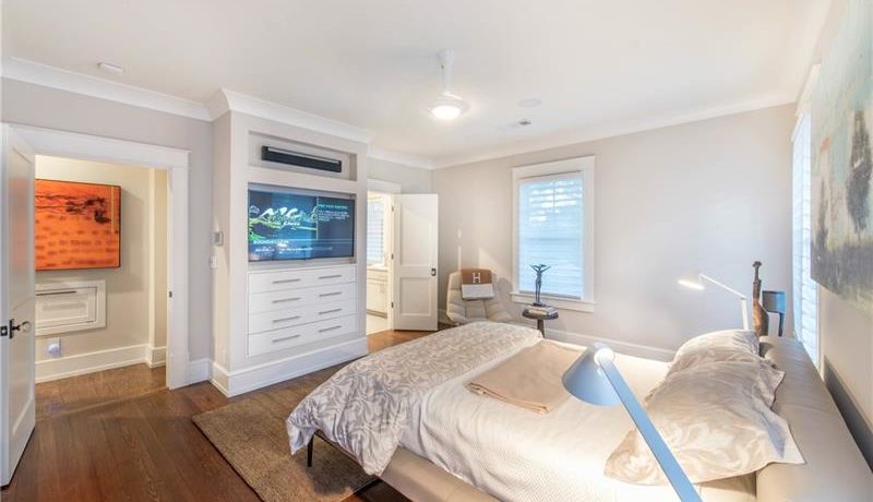 Real Estate - 743 Argonne Avenue Atlanta