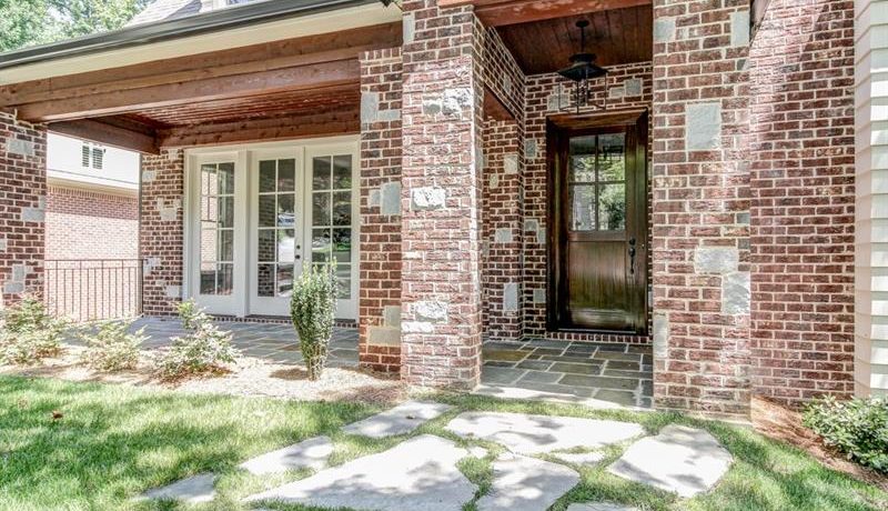 Real Estate - 1740 Coventry Place Decatur