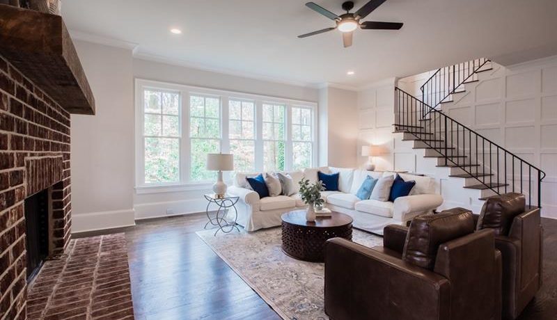 Real Estate - 1740 Coventry Place Decatur