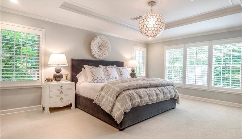 Real Estate - 1630 Sussex Road Atlanta