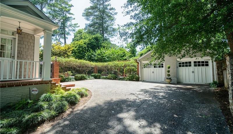 Real Estate - 1630 Sussex Road Atlanta