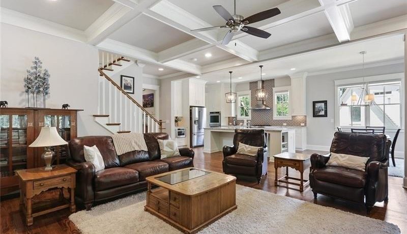 Real Estate - 686 Amsterdam Avenue Atlanta