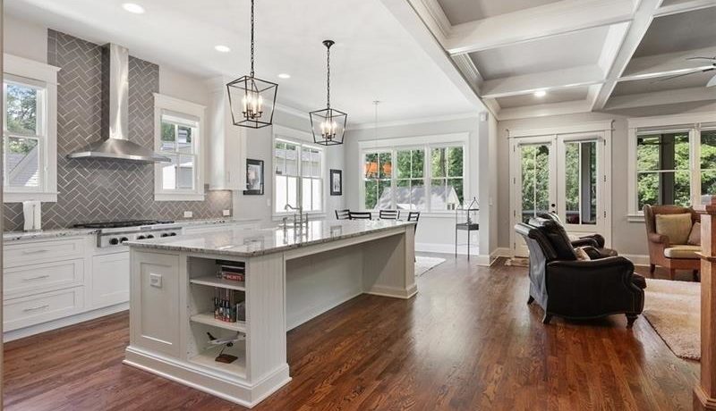 Real Estate - 686 Amsterdam Avenue Atlanta