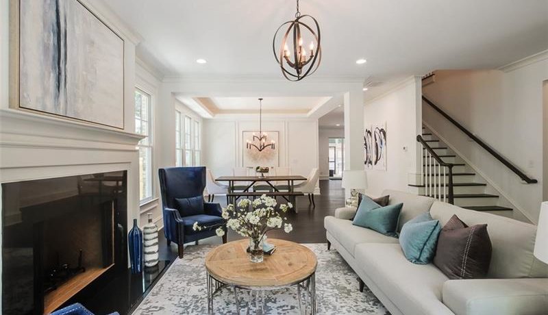 Real Estate - 467 Burlington Road Atlanta