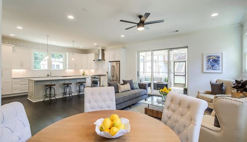 Real Estate - 467 Burlington Road Atlanta