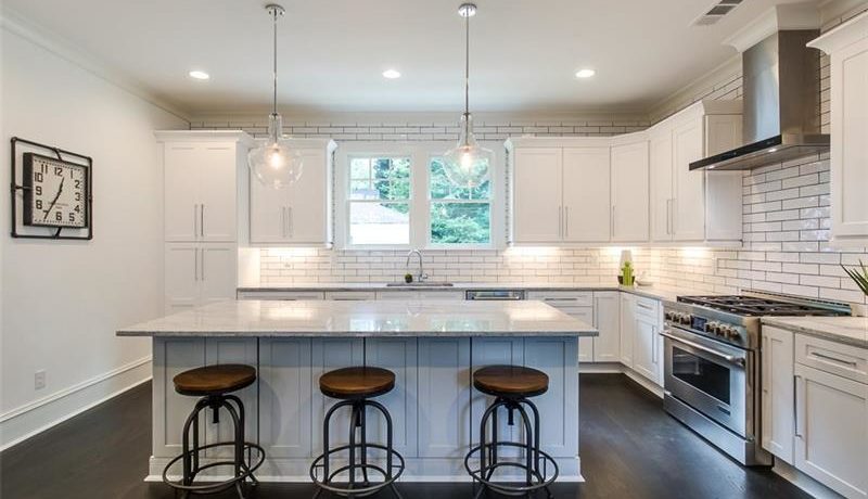 Real Estate - 467 Burlington Road Atlanta