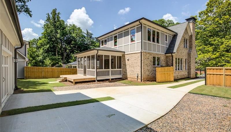 Real Estate - 467 Burlington Road Atlanta