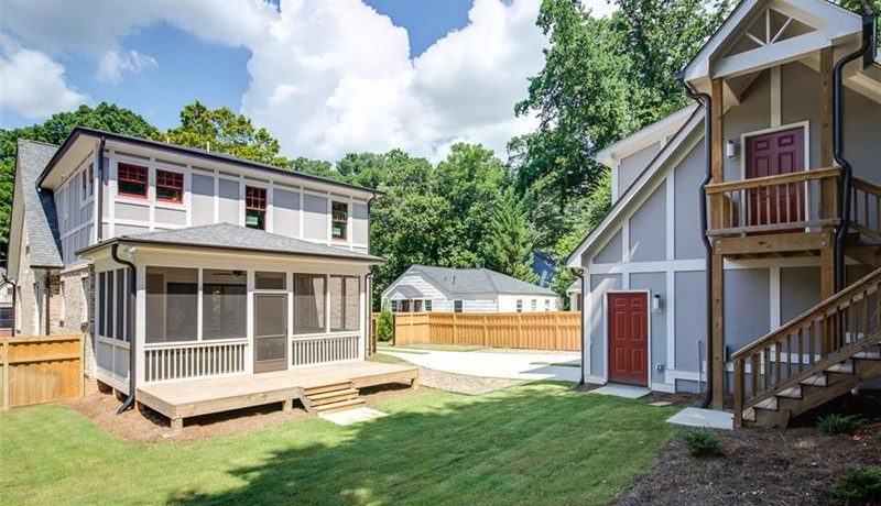 Real Estate - 467 Burlington Road Atlanta