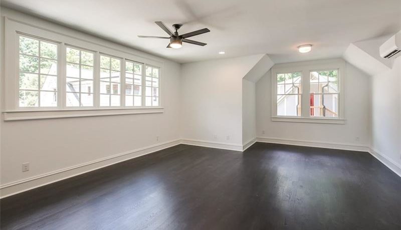 Real Estate - 463 Burlington Road Atlanta