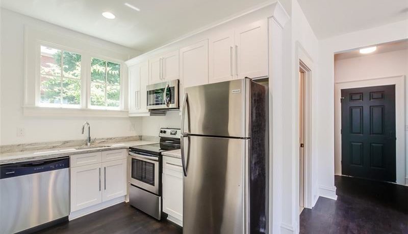 Real Estate - 463 Burlington Road Atlanta