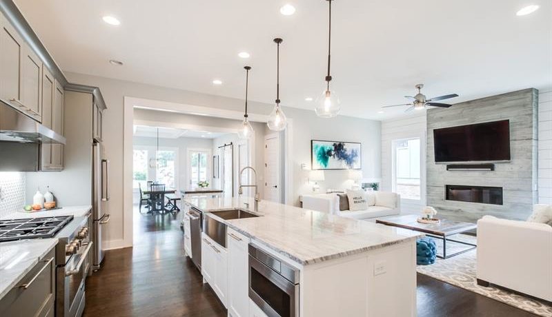 Real Estate - 620 Fortune Place Atlanta