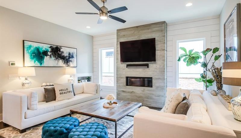 Real Estate - 620 Fortune Place Atlanta