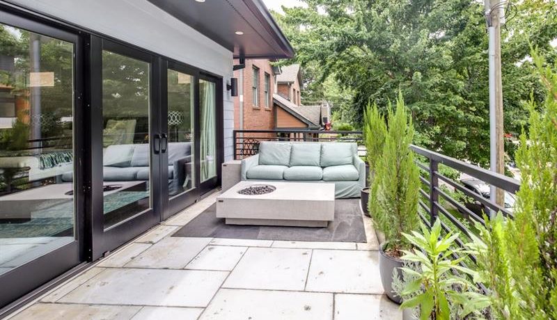 Real Estate - 620 Fortune Place Atlanta