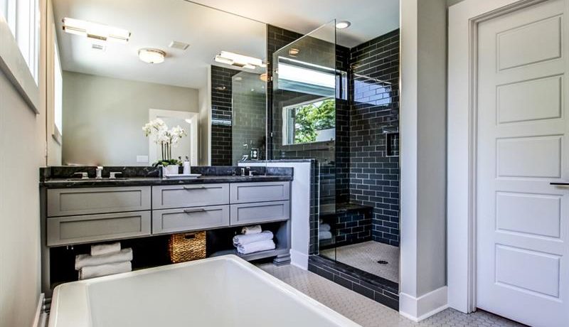 Real Estate - 620 Fortune Place Atlanta
