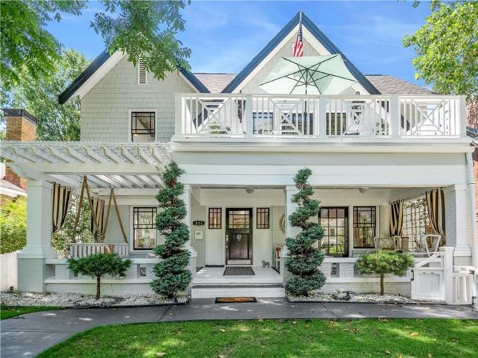 Real Estate - 571 Park Drive Atlanta
