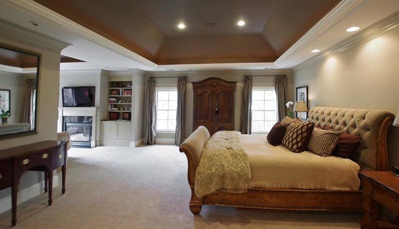 Real Estate - 1818 Windemere Drive Atlanta