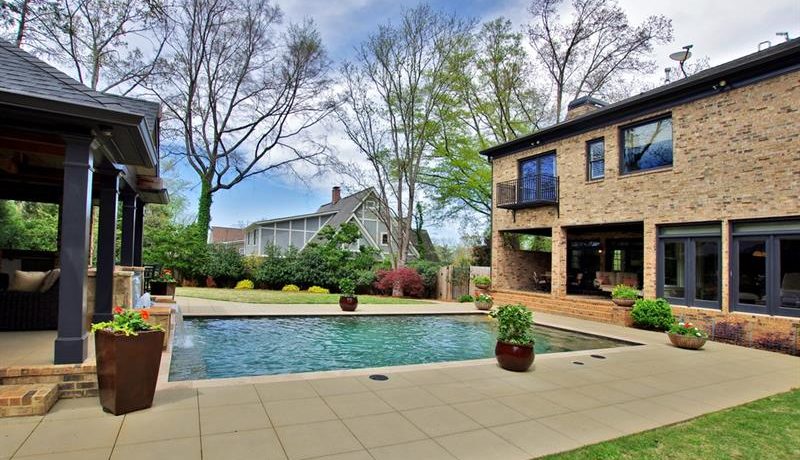 Real Estate - 1818 Windemere Drive Atlanta