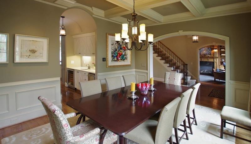 Real Estate - 1818 Windemere Drive Atlanta
