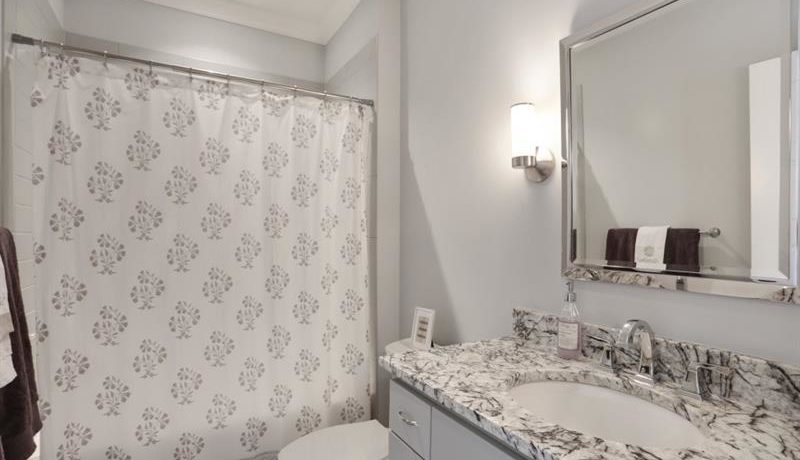 Real Estate - 1366 Lanier Boulevard Atlanta