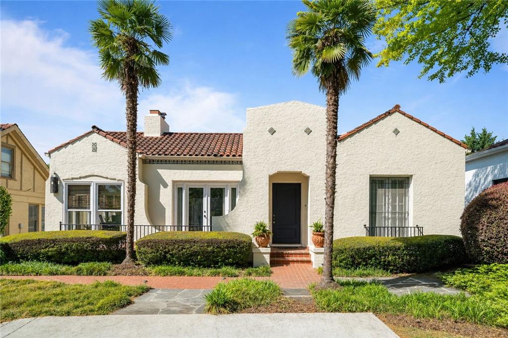 1163 University Drive