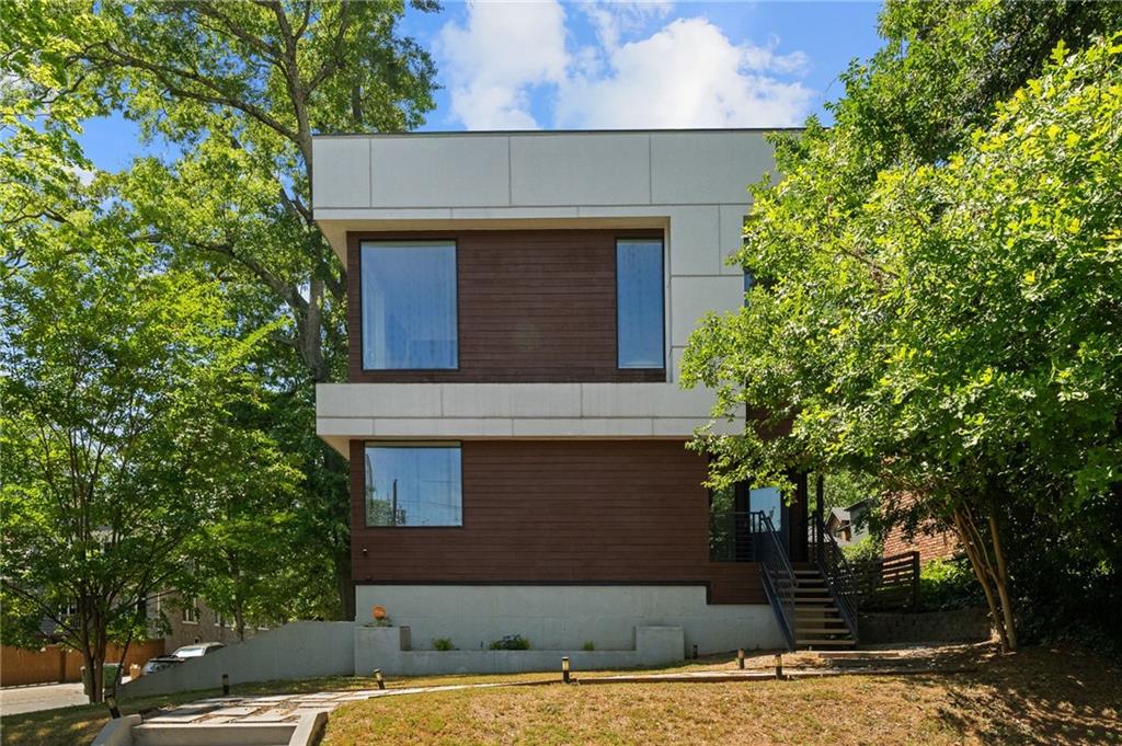 822 Argonne Avenue in Midtown