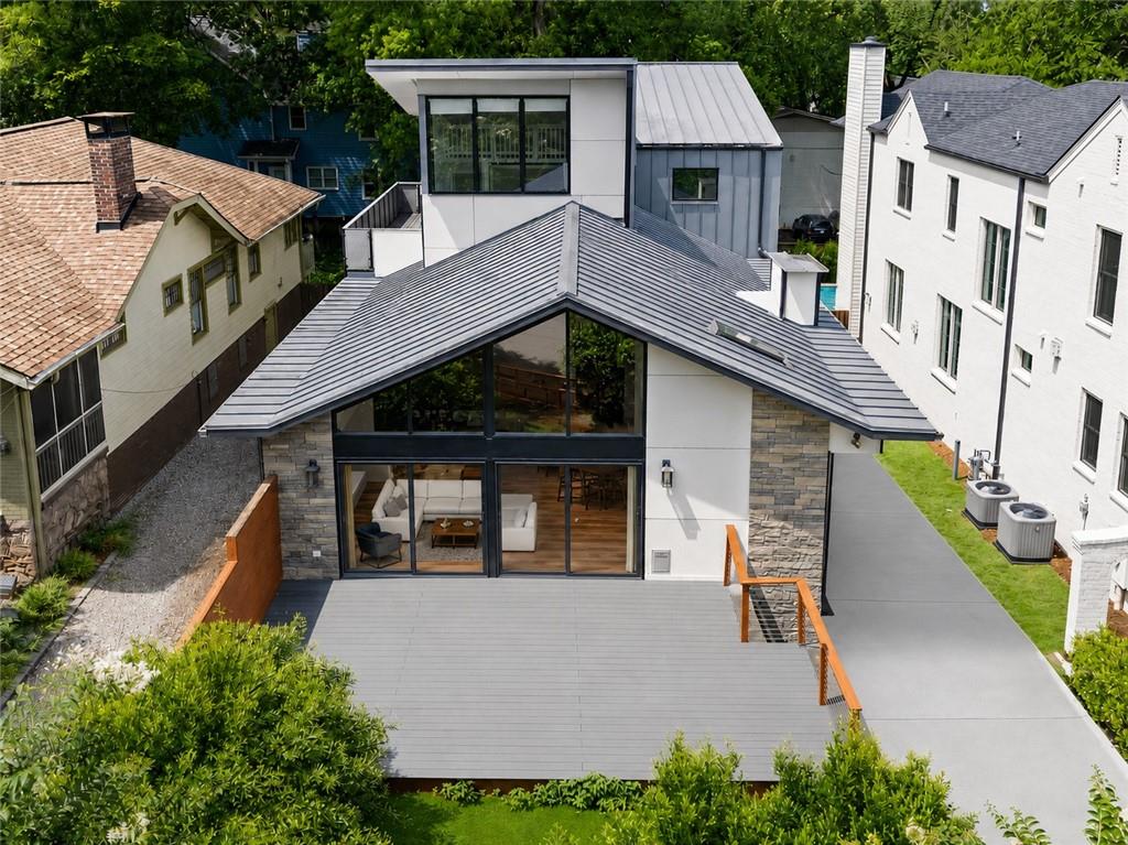 414 9th Street